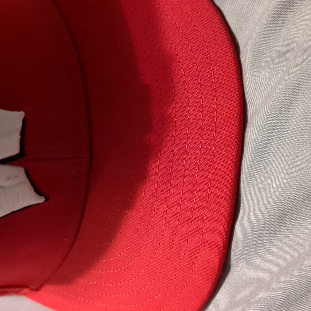 Wisconsin Badgers Top Of The World fitted hat - Picture 3 of 15